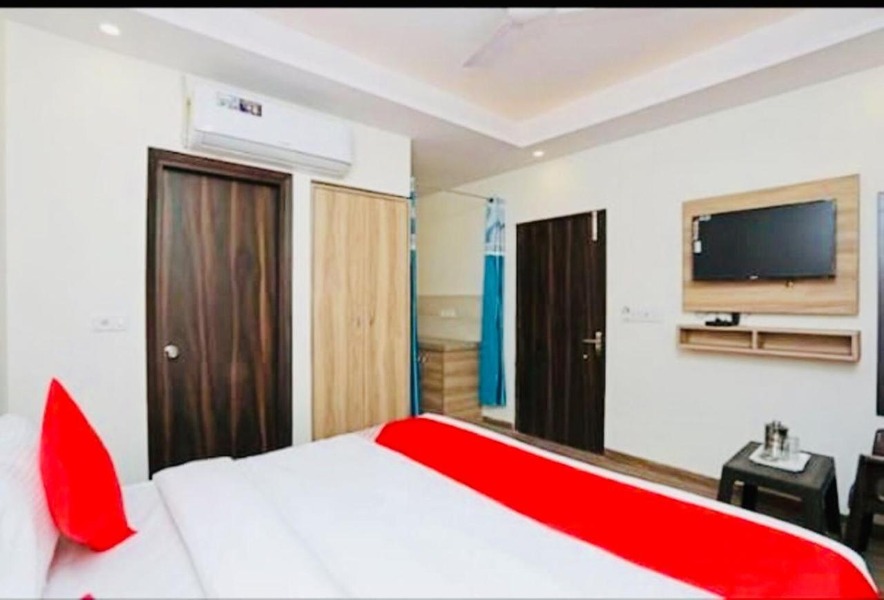 Airport Hotel Golden Bliss Near Delhi Airport Nowe Delhi Zewnętrze zdjęcie